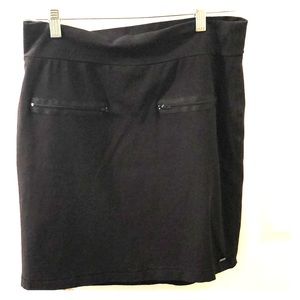 Victoria’s Secret pink pencil skirt lg